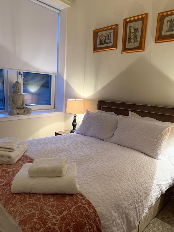 Clyde Hub Apartment Гурок Екстериор снимка